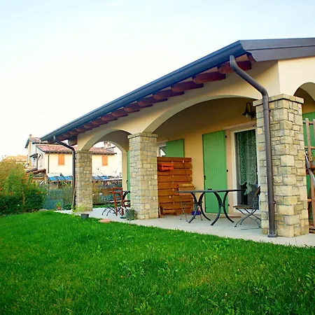 Apartman Orchidea Del Garda & *